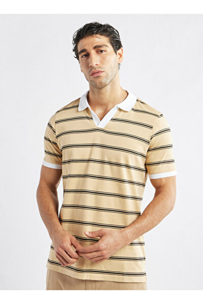 FAV Striped Polo T-shirt with Short Sleeves