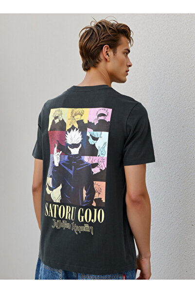 FAV Satoru Goju Print Crew Neck T-shirt