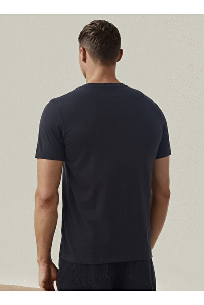 FAV Regular Fit Crew Neck T-shirt with Short Sleeves