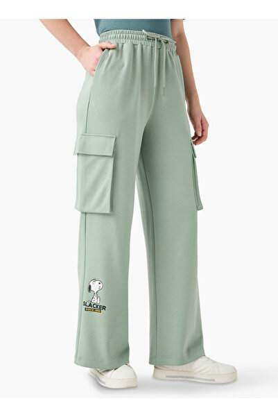 SP Characters Snoopy Print Cargo Jog Pants with Drawstring Closure