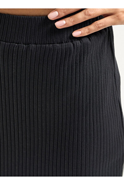 FAV Textured Pencil Skirt With Elasticated Waistband