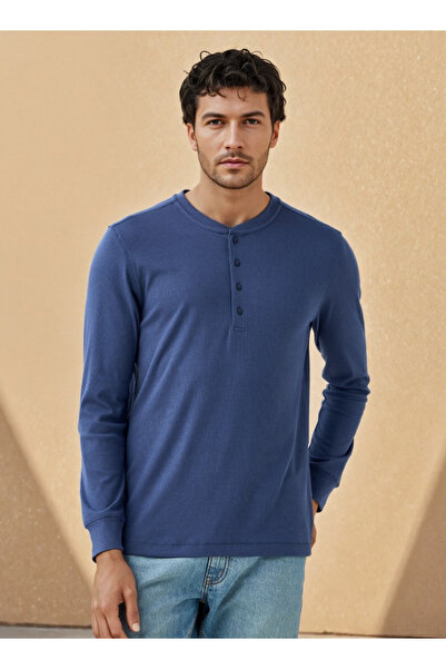 FAV تي شيرت بقصّة عادية ومُزخرف