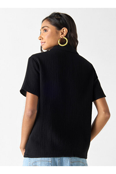 SP Characters قميص مضلع مع تفاصيل مطرزة وياقة