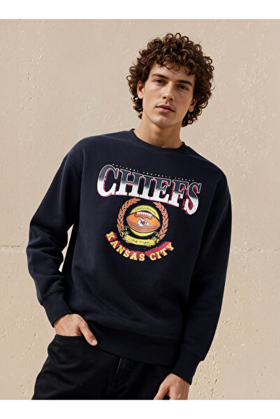 SP Characters Peached Sweatshirt