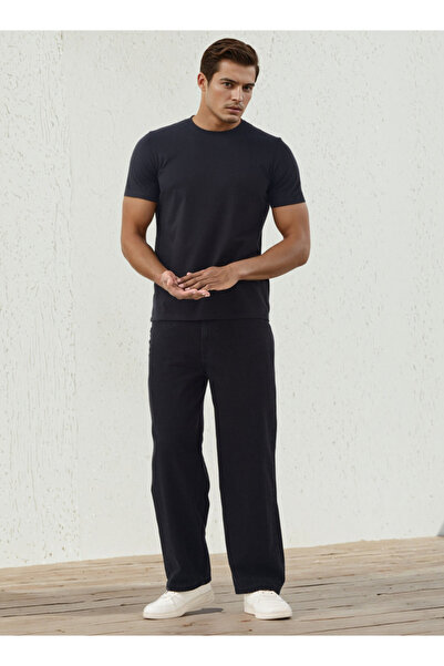 FAV Regular Fit Crew Neck T-shirt with Short Sleeves