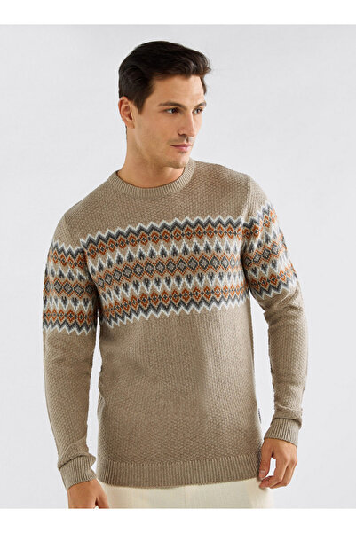 FAV Textured Crew Neck Sweater with Long Sleeves