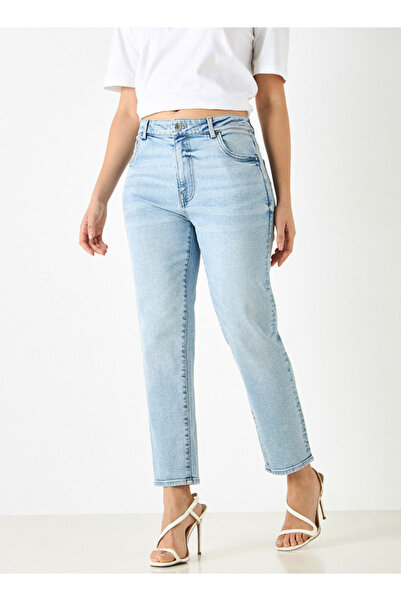 Lee Cooper بنطال جينز بقصّة Slim Fit مع جيوب