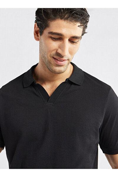 FAV Solid Polo T-shirt with Short Sleeves