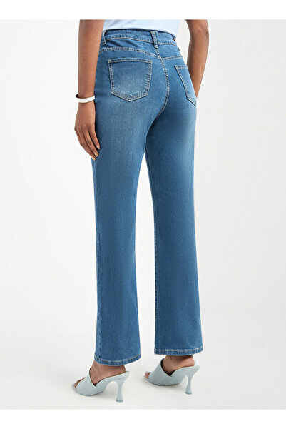 FAV Solid Flared Leg Jeans With Pockets