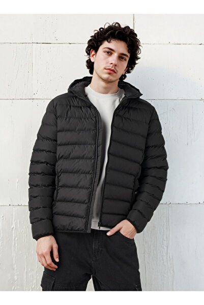 FAV سترة خفيفة الوزن مبطنة بغطاء للرأس