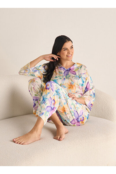 FAV طقم تي شيرت وبيجامة بطبعة زهور