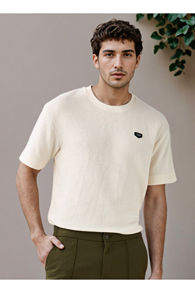 Iconic Oversized Textured T-shirt