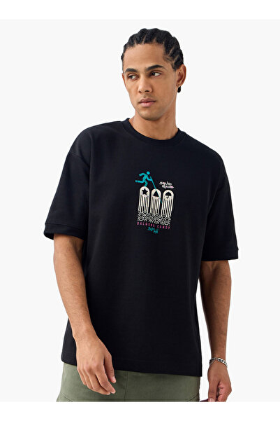 SP Characters تي شيرت بطبعة Squid Games برقبة دائرية وأكمام قصيرة