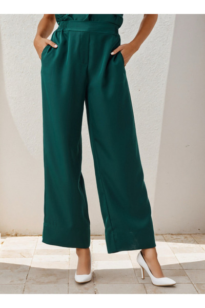 Iconic Utility Pants with Pockets
