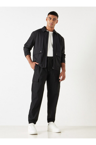 Starter Solid Regular Fit Cargo Joggers With Flexi Waist And Pockets