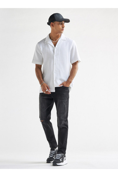 FAV Waffle Textured Shirt With Camp Collar And Short Sleeves