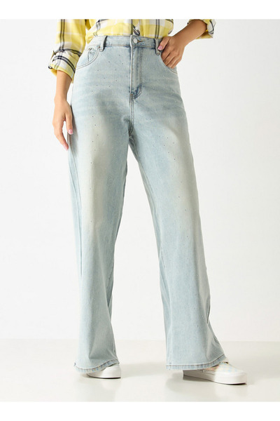 Lee Cooper بنطال جينز مزين بجيوب وساق واسعة