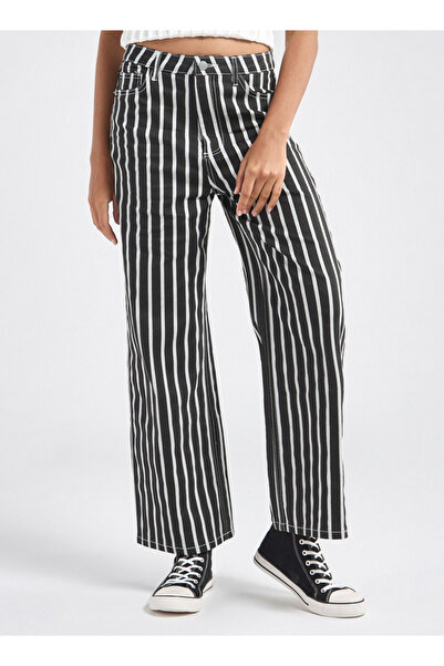 FAV بنطال مخطط واسع الساق