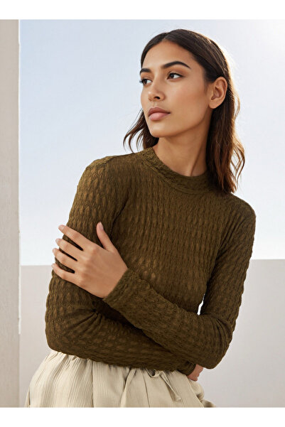 Iconic Textured High Neck Fitted Top