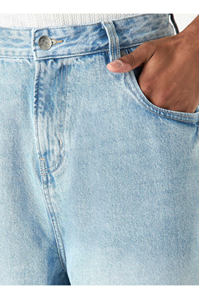 Starter Ecko Unltd Solid Shorts with Button Closure and Pockets