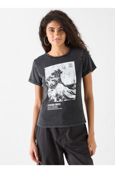 SP Characters The Met Graphic Print Crew Neck T-shirt with Short Sleeves