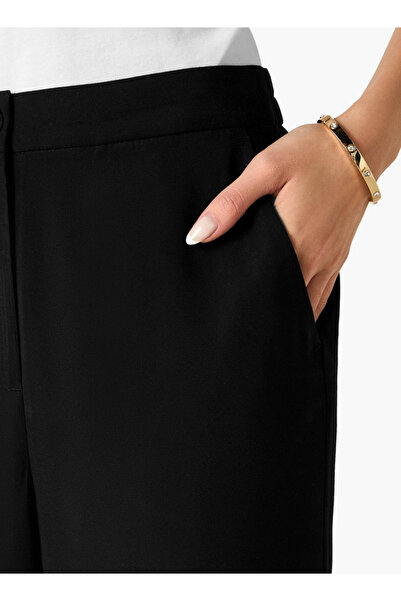FAV Regular Fit Twill Wide-Leg Trousers with Pockets