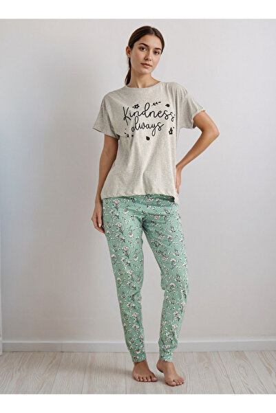 FAV Pyjama Set T-shirt & Pants