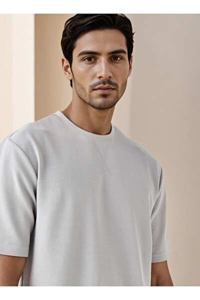 FAV Relaxed Fit Textured T-shirt