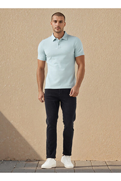 FAV Regular Fit Textured T-shirt