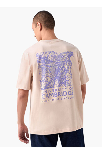 FAV Graphic Print T-shirt with Crew Neck