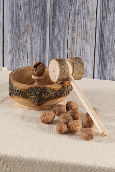 MaisonArt Wooden Shelled Walnut Hazelnut Almond Crusher and Mallet Set