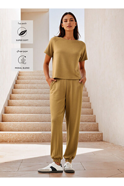 FAV Crew Neck T-shirt with Short Sleeves