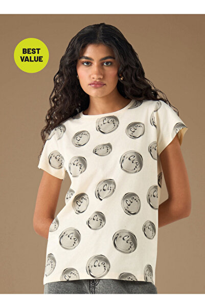 SP Characters تي شيرت بطبعة ابتسامة S.W. كاملة مع رقبة دائرية وأكمام قصيرة