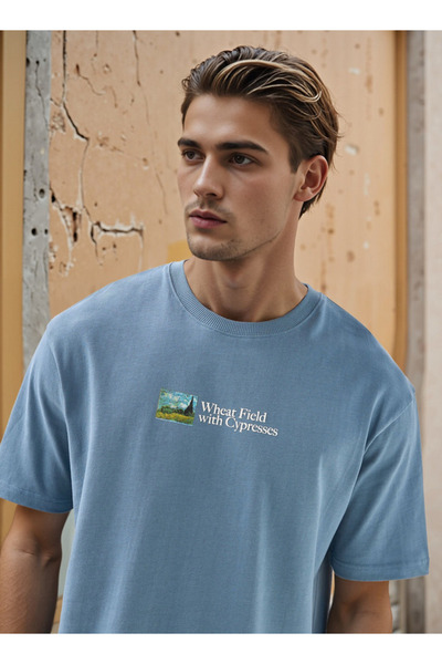 SP Characters تي شيرت بطبعة فان جوخ مع رقبة دائرية وأكمام قصيرة