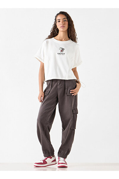 SP Characters Snoopy Dog Detail Crew Neck T-shirt With Short Sleeves