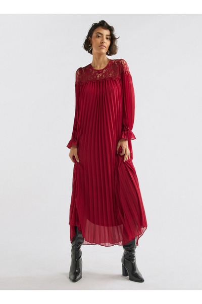 FAV Pleated Lace Detail Maxi Dress with Long Sleeves
