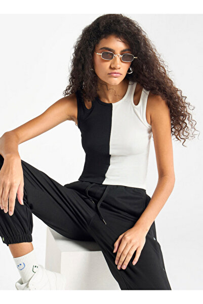 FAV Colourblock Ribbed Sleeveless Top with Cutout Detail and Round Neck