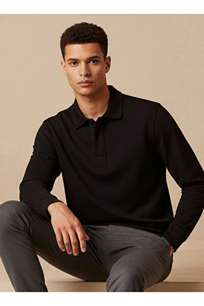 Iconic Textured Polo Collar Sweater with Long Sleeves