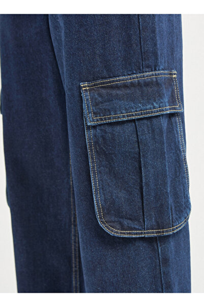 FAV Solid Wide Leg Jeans With Pockets