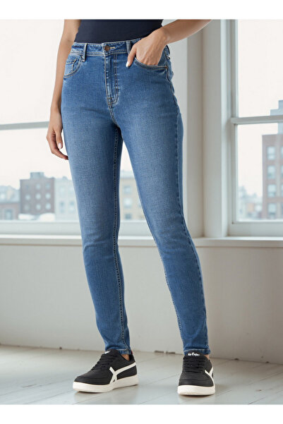 FAV Skinny Fit Jeans with Pockets