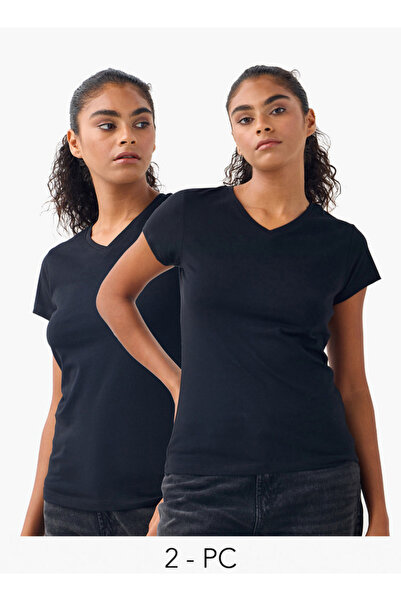 FAV مجموعة من قطعتين - تي شيرت برقبة على شكل حرف V وأكمام قصيرة