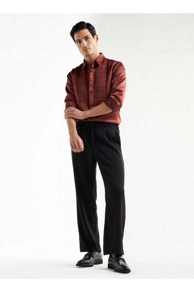 FAV Dress Shirt With Embroidered Bib