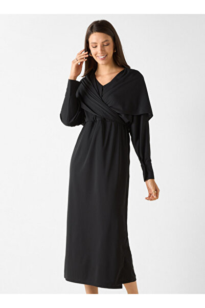 Iconic Solid Maxi Dress With Long Sleeves
