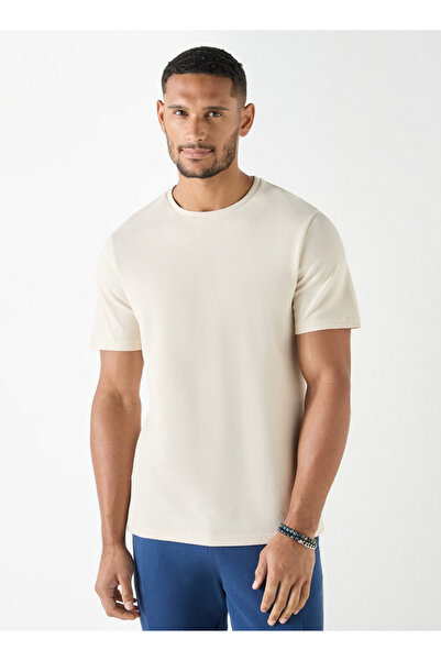 Iconic Textured Crew Neck T-Shirt with Short Sleeves
