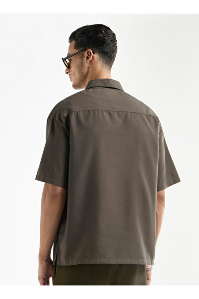 FAV Regular Fit Shirt with Collar and Short Sleeves