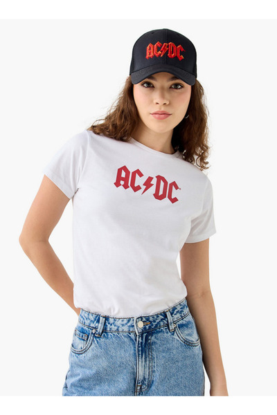 SP Characters تي شيرت مطبوع عليه Ac/dc برقبة دائرية وأكمام قصيرة