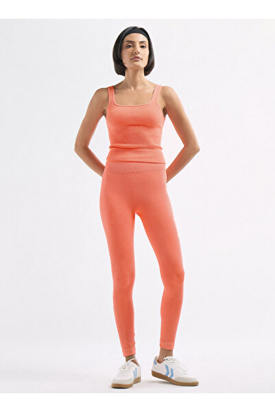 FAV Ribbed Cropped Tank Top With Square Neck