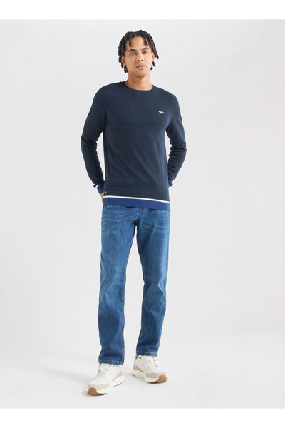 FAV Solid Sweatshirt with Long Sleeves and Crew Neck