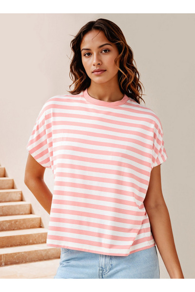 FAV تي شيرت مخطط من الفيسكوز برقبة دائرية