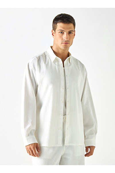 Iconic قميص بقصّة عادية ومزخرف مع ياقة وأكمام طويلة